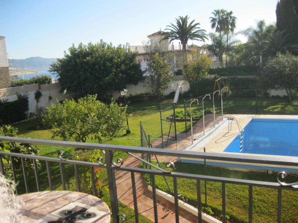 Edificio Acapulco Apartment Nerja Luaran gambar